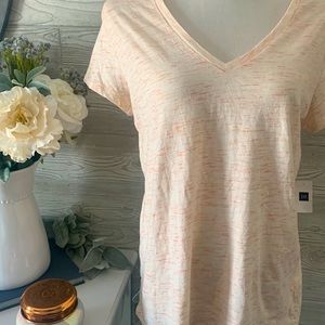 NWT Gap V-Neck T-Shirt